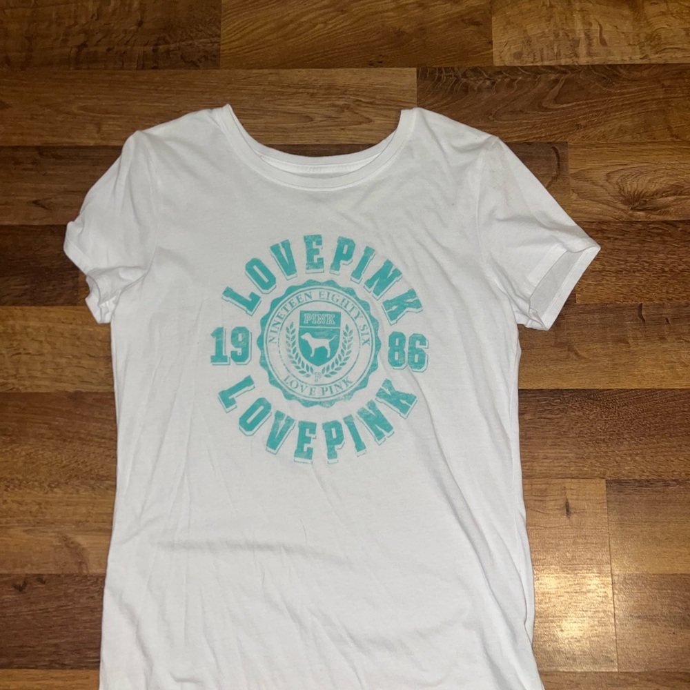 PINK Victoria's Secret White Tee with Blue Graphic